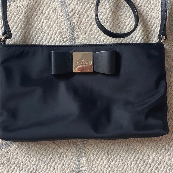 Kate Spade Purse - Picture 1 of 3